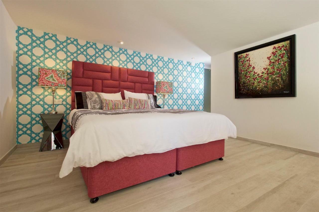 Bed and Breakfast Three Palms San Luis de Sabinillas Exterior foto