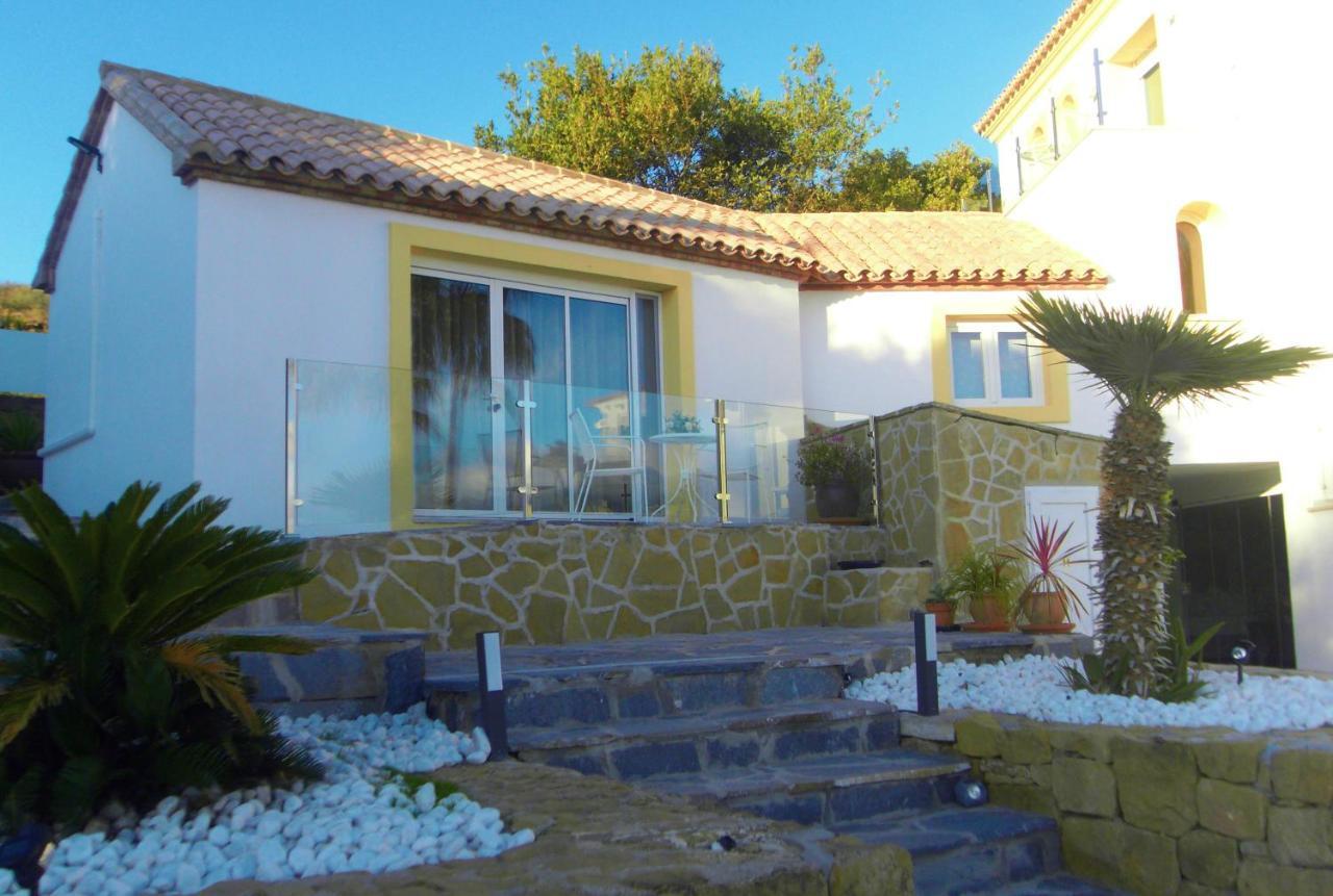 Bed and Breakfast Three Palms San Luis de Sabinillas Exterior foto